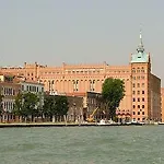 Bed & Breakfast Venice Home 4*