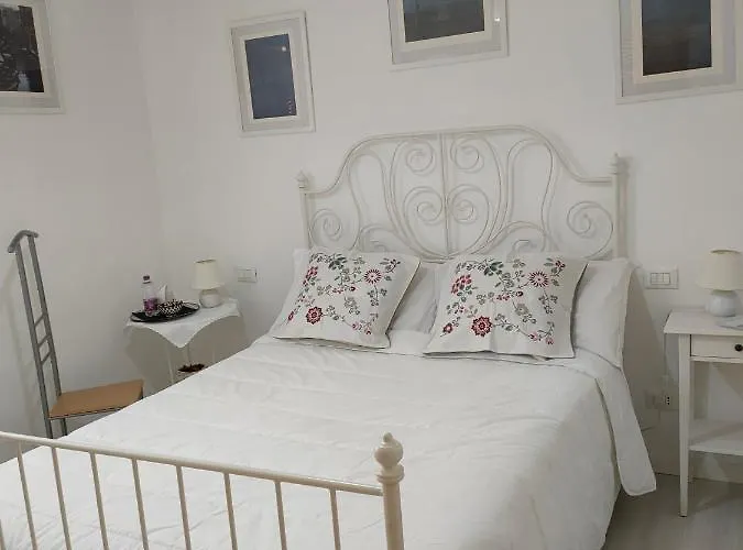 Venice Home Bed & Breakfast