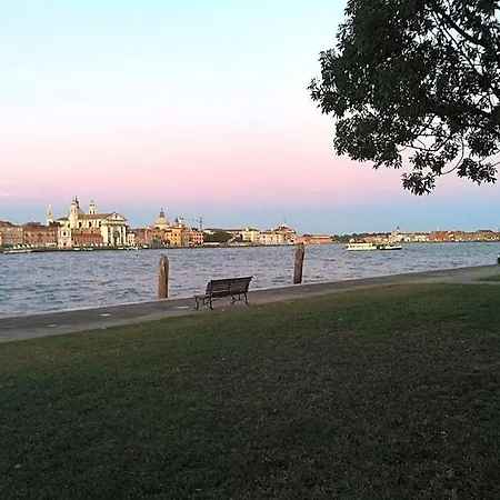 Venice Home
