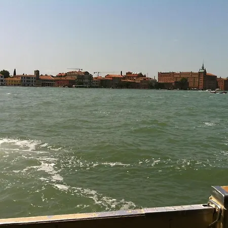 Venice Home 3* Velence